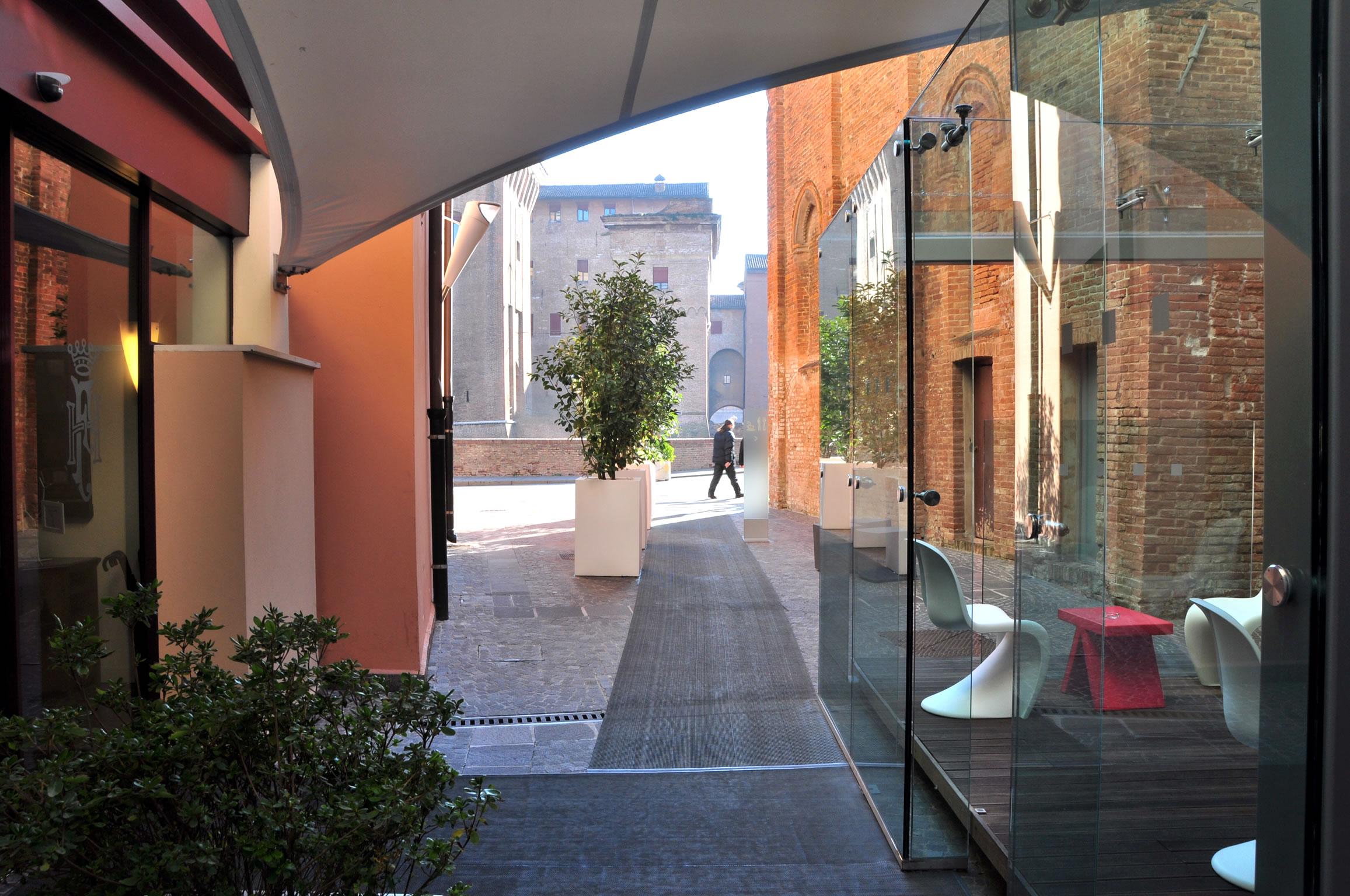 Hotel Ferrara Exterior photo